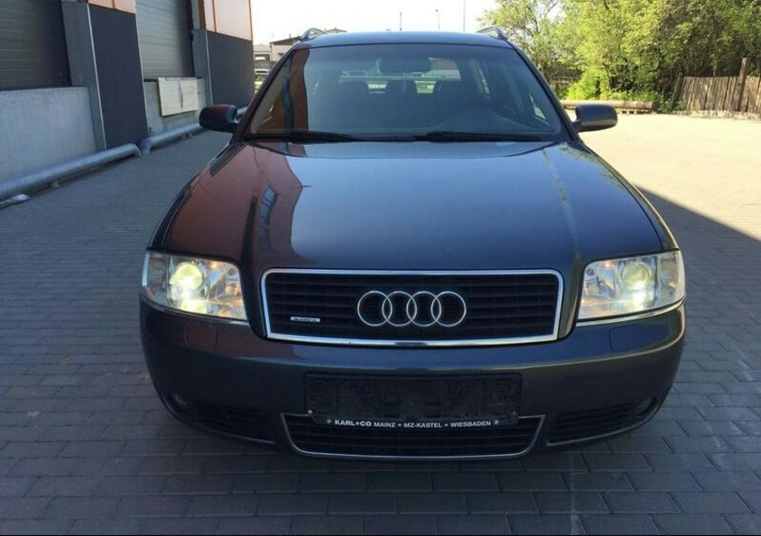 Продам Audi A6 2002 года в Киеве