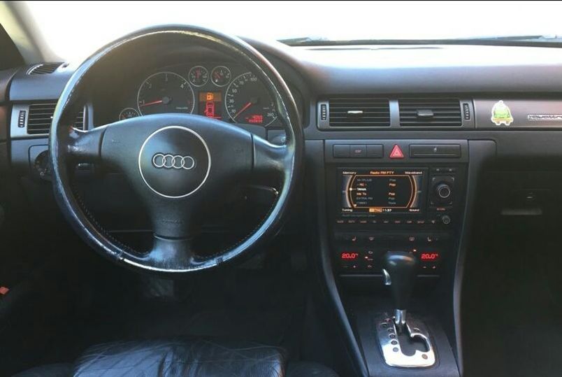 Продам Audi A6 2002 года в Киеве