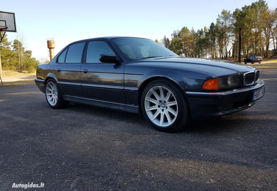 Продам BMW 725 е38 1996 года в Луцке