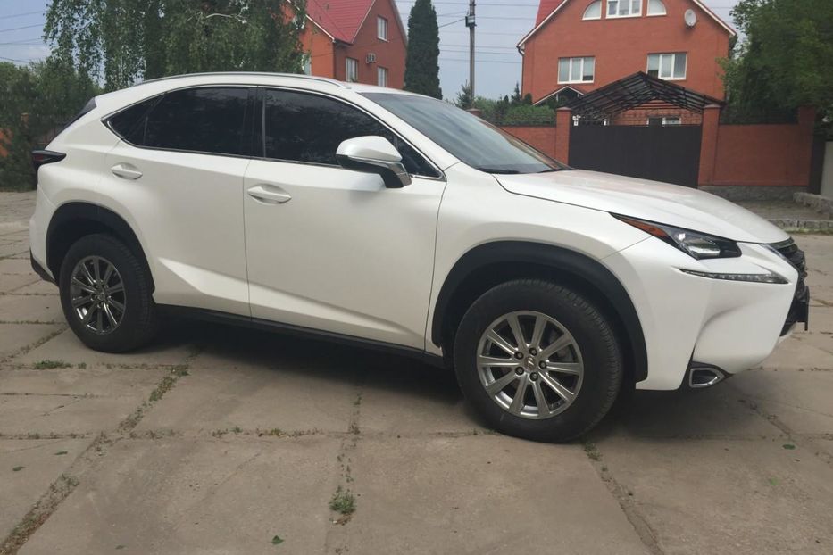 Продам Lexus NX 200 2016 года в Харькове