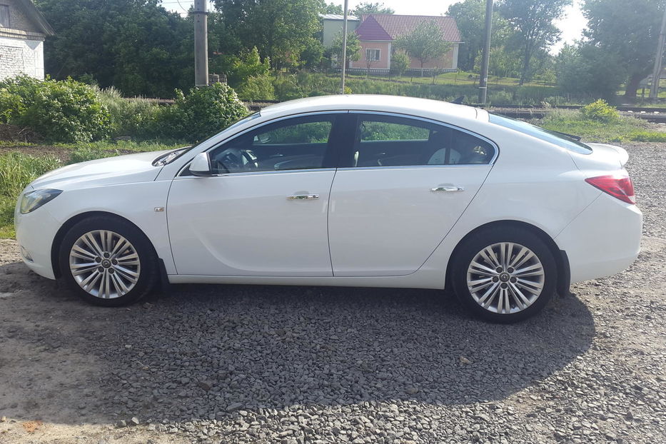 Продам Opel Insignia 2013 года в Хмельницком