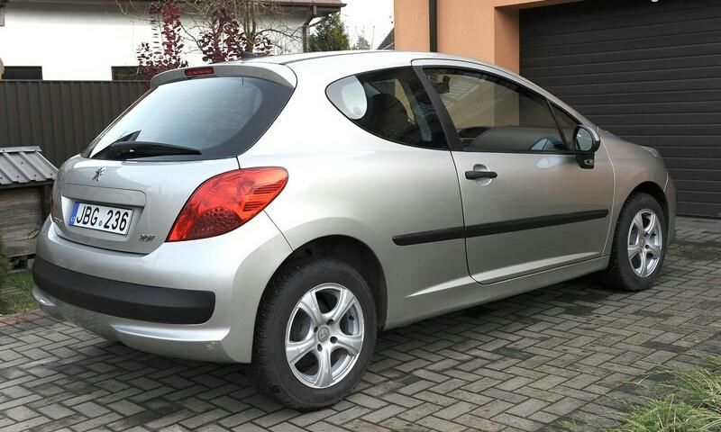 Продам Peugeot 207 2006 года в Киеве