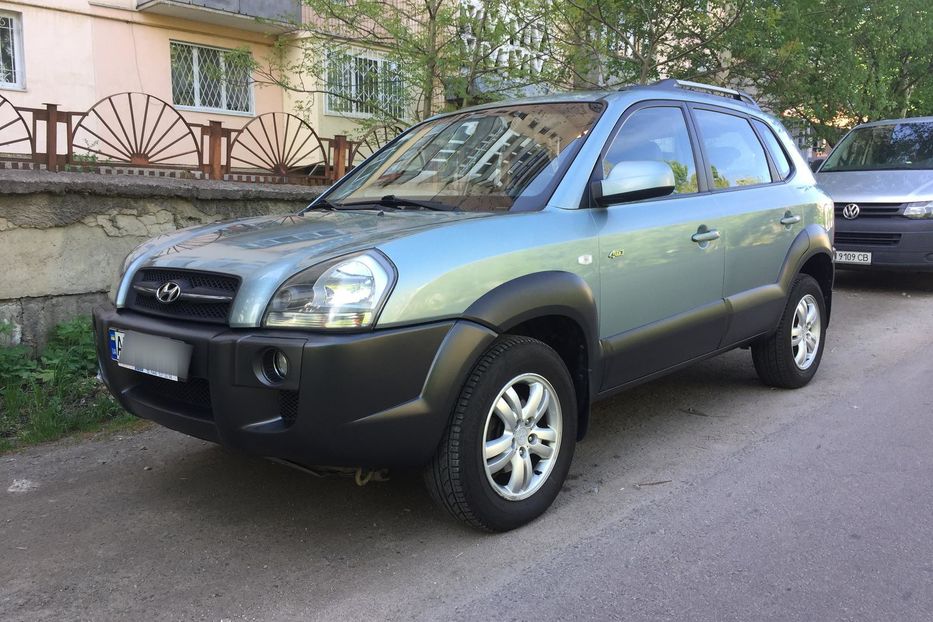 Продам Hyundai Tucson 2.7 2008 года в г. Черняхов, Житомирская область