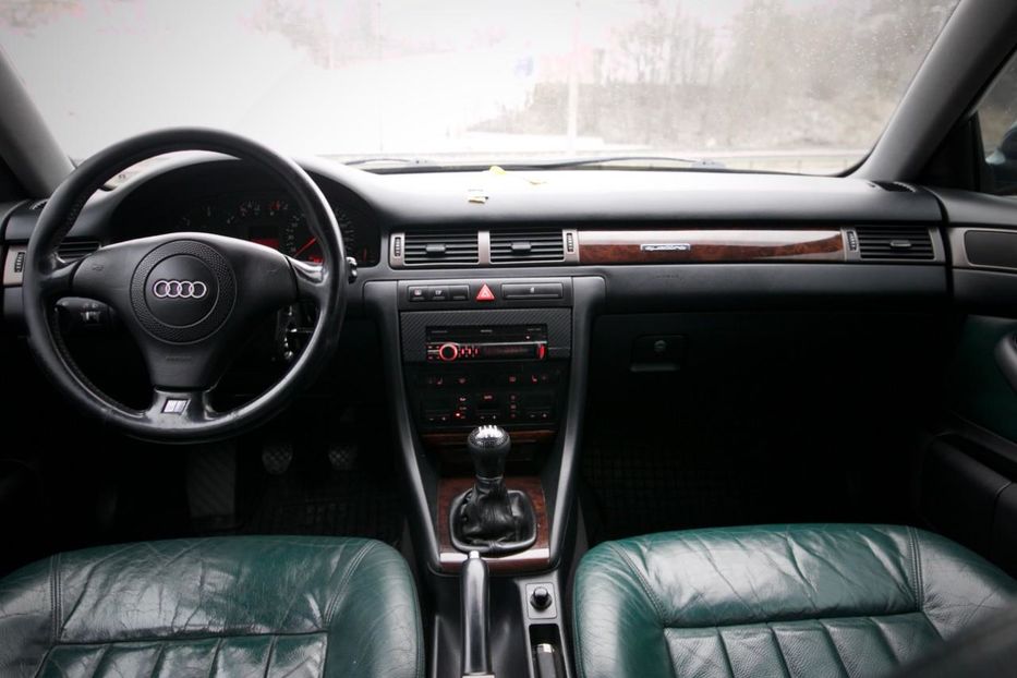 Продам Audi A6 C5 2001 года в Киеве