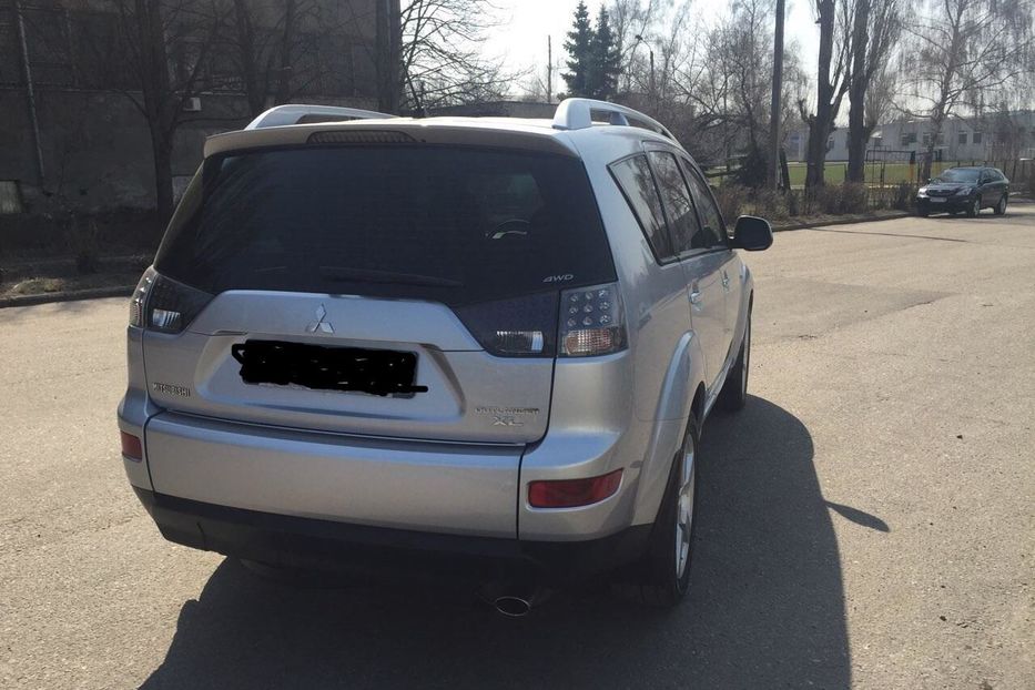 Продам Mitsubishi Outlander XL 2008 года в Харькове