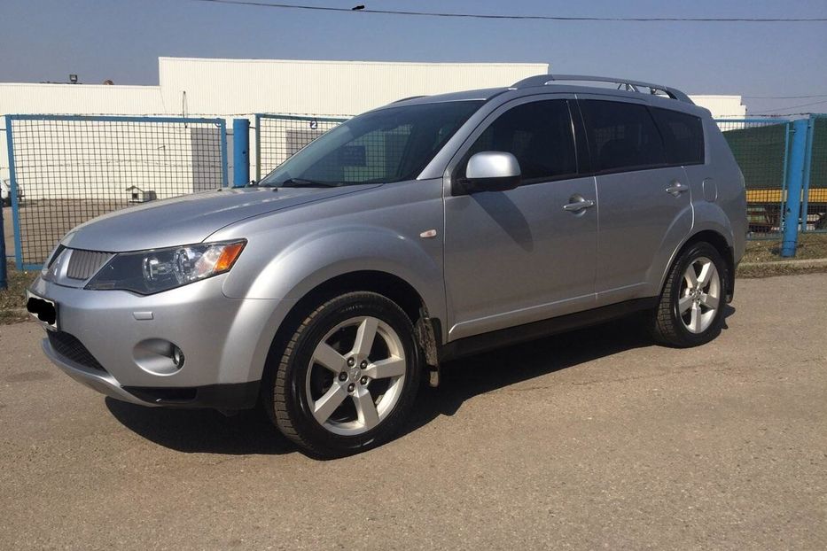 Продам Mitsubishi Outlander XL 2008 года в Харькове