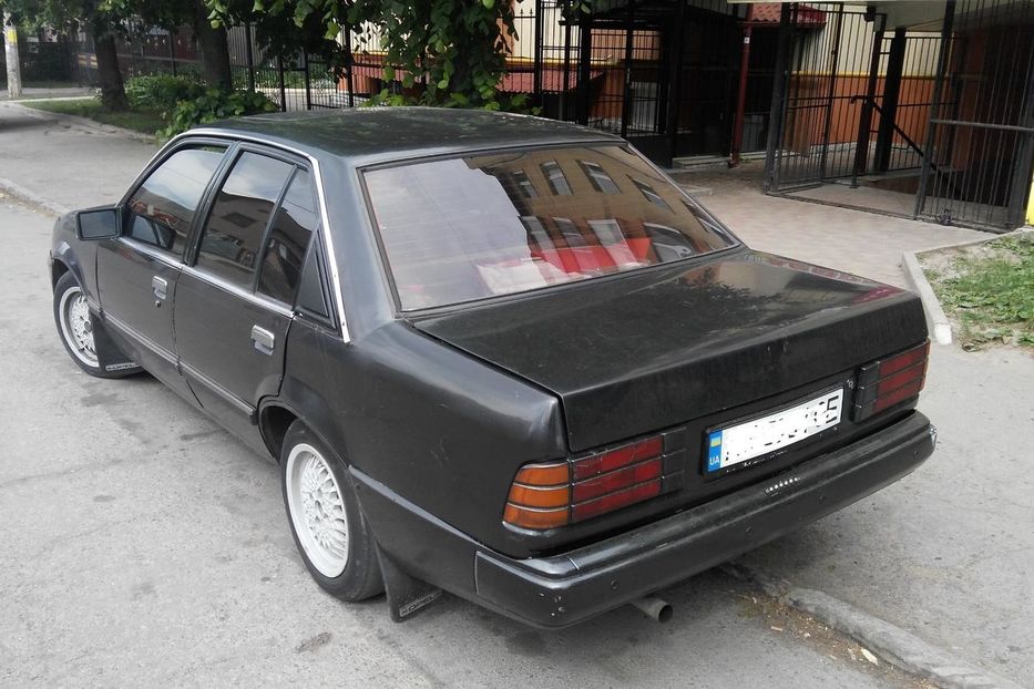 Продам Opel Rekord 1986 года в Ровно