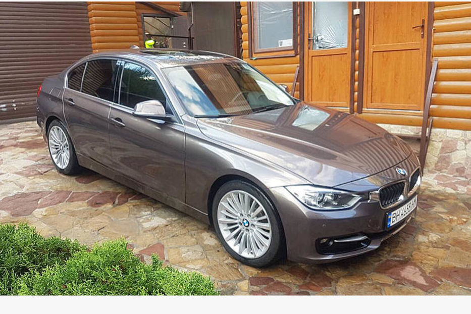 Продам BMW 328 Luxury line  2013 года в Одессе
