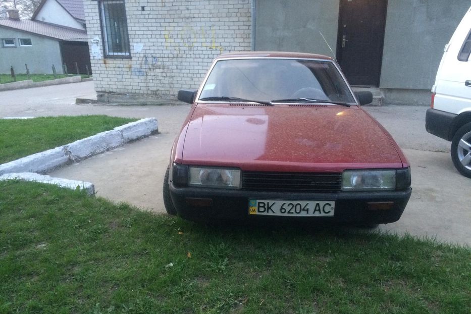 Продам Mazda 626 GC 1986 года в г. Острог, Ровенская область