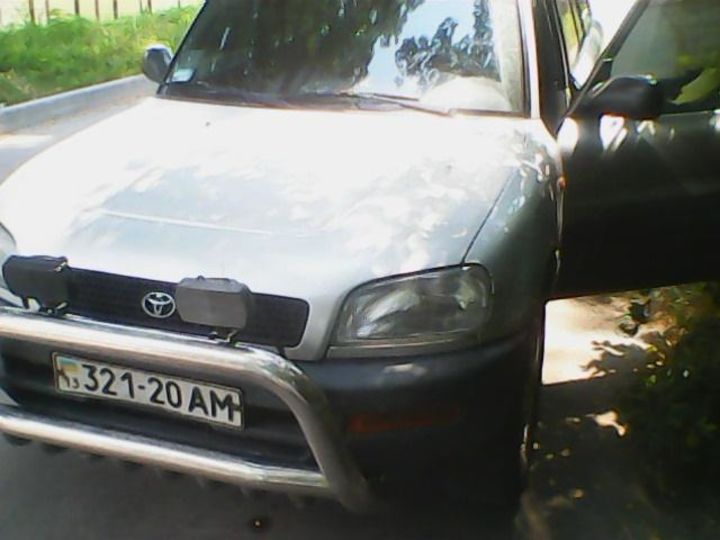 Продам Toyota Rav 4 1997 года в Донецке