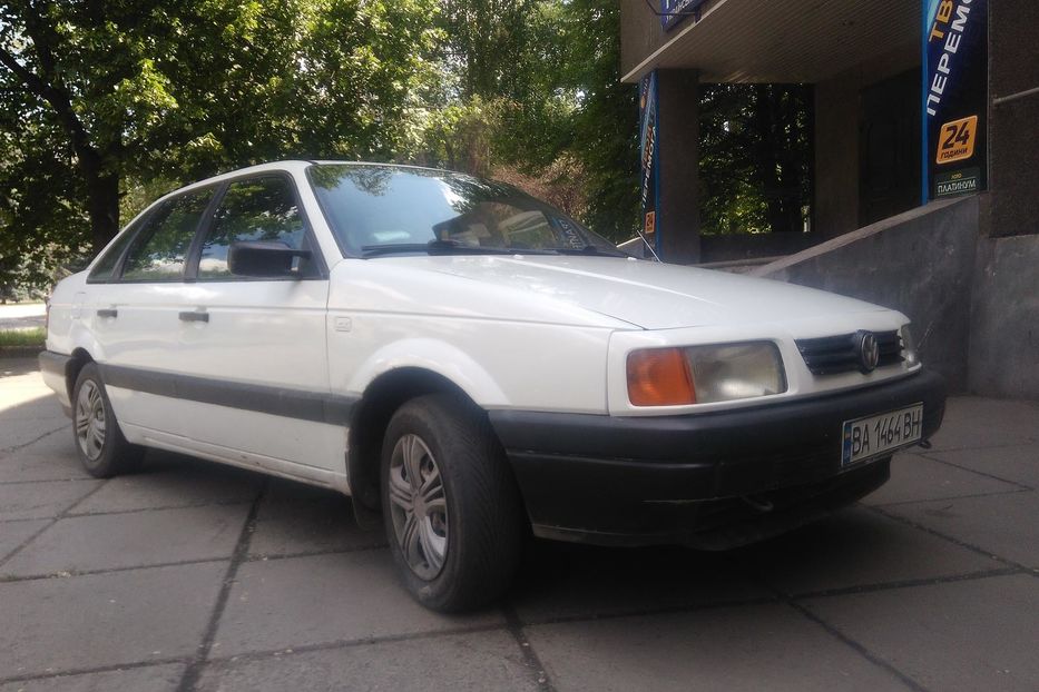 Продам Volkswagen Passat B3 1988 года в г. Кривой Рог, Днепропетровская область