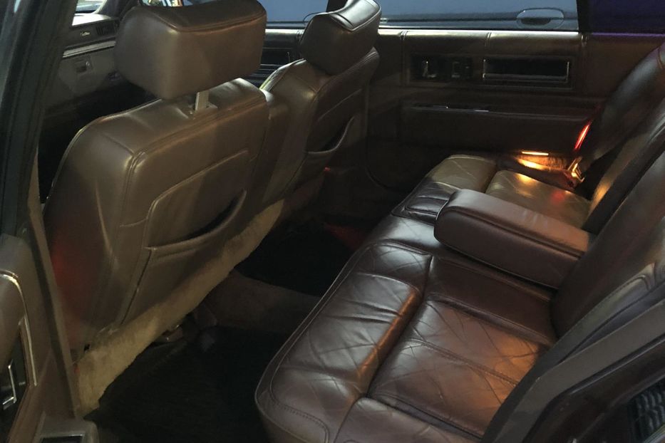 Продам Cadillac DE Ville 1992 года в Одессе