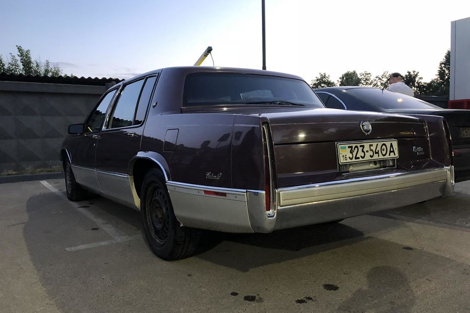 Продам Cadillac DE Ville 1992 года в Одессе