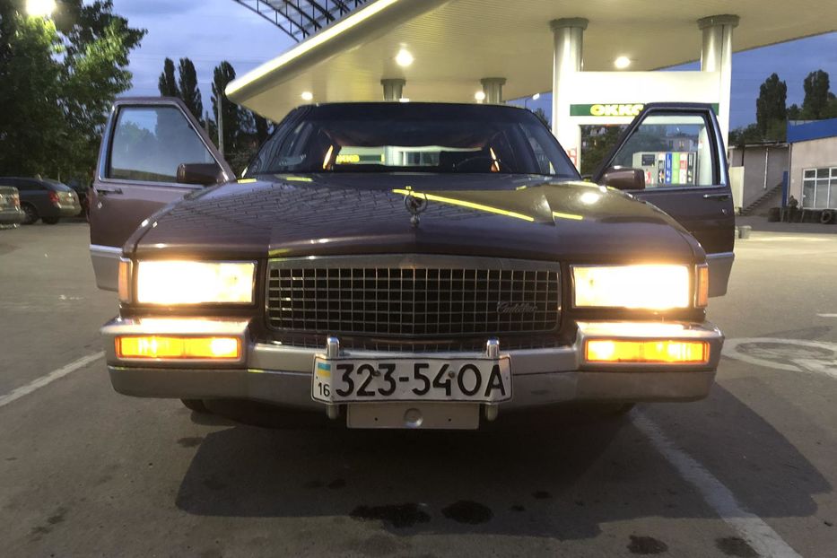 Продам Cadillac DE Ville 1992 года в Одессе