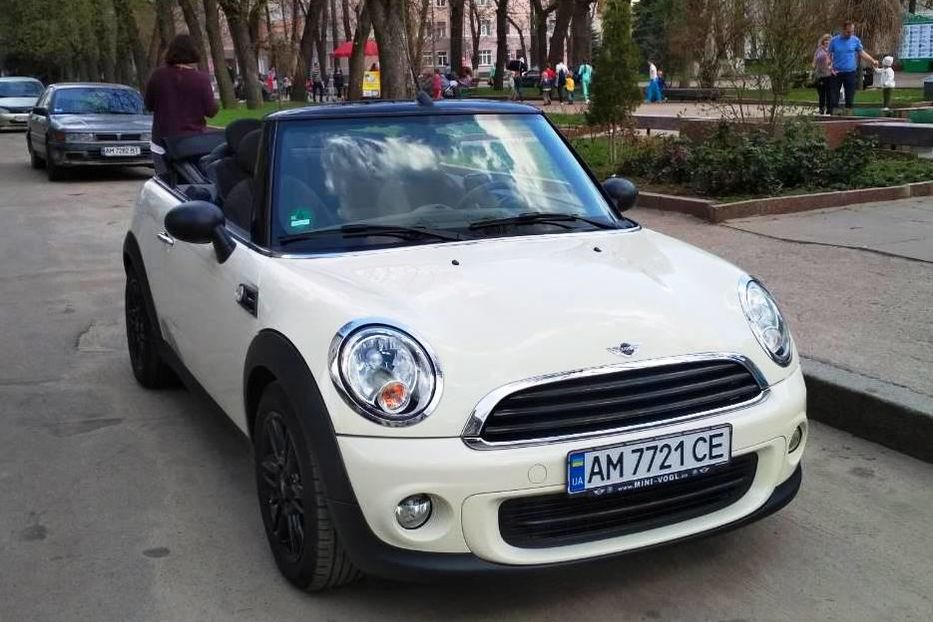 Продам MINI One Cabrio 1.6i 2012 года в Житомире