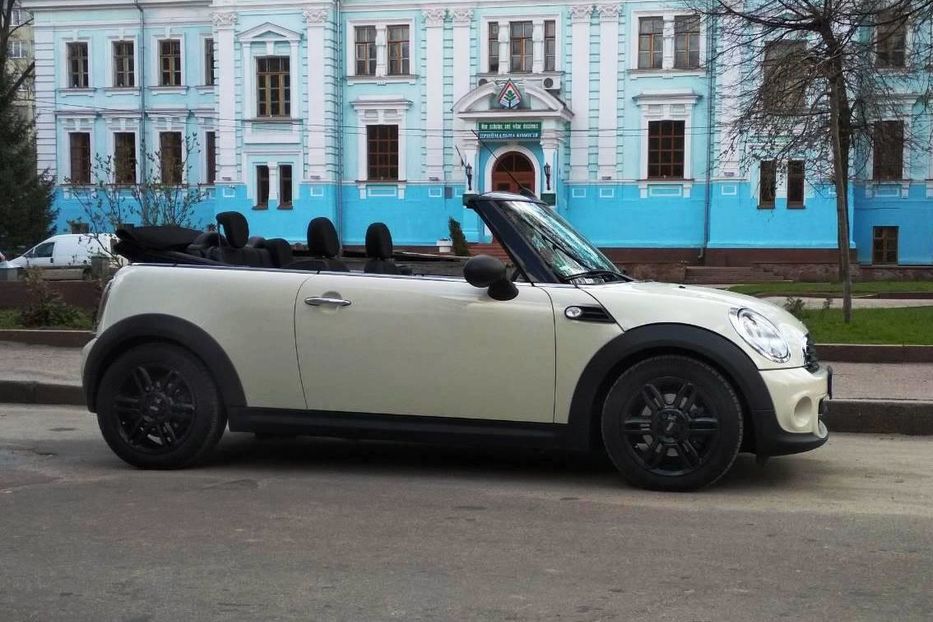 Продам MINI One Cabrio 1.6i 2012 года в Житомире