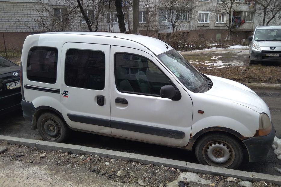 Продам Renault Kangoo пасс. 2001 года в Николаеве