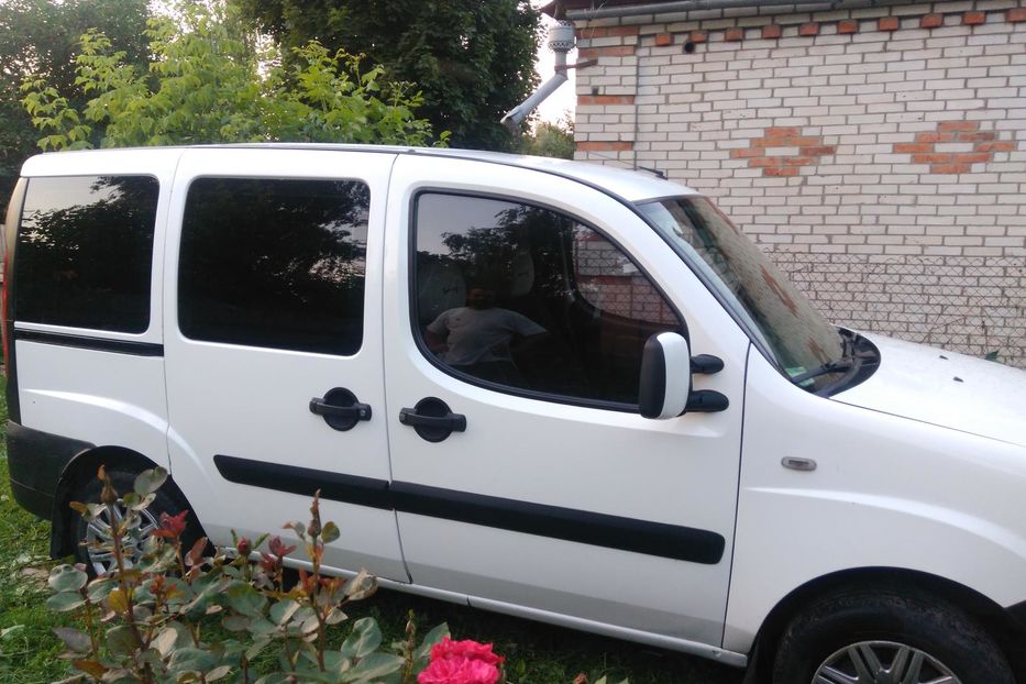 Продам Fiat Doblo пасс. 2007 года в г. Ромны, Сумская область