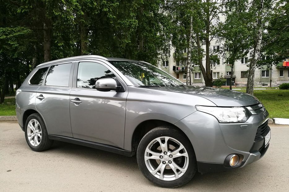 Продам Mitsubishi Outlander 2014 года в Львове