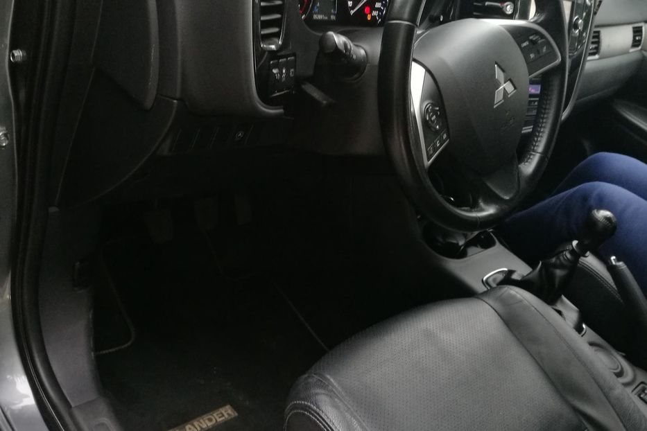 Продам Mitsubishi Outlander 2014 года в Львове