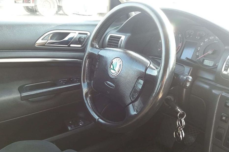 Продам Skoda Superb 2006 года в Киеве