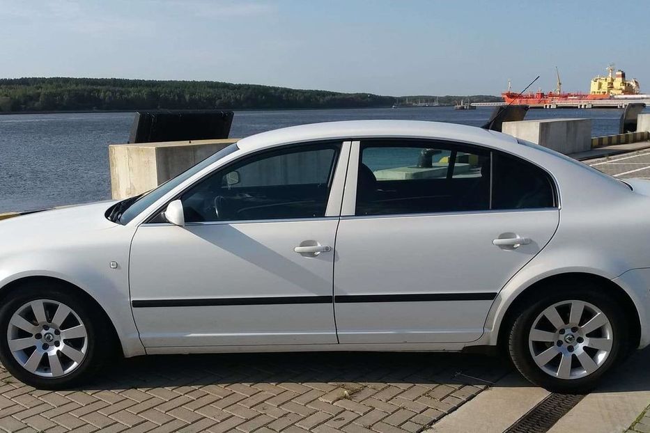 Продам Skoda Superb 2006 года в Киеве