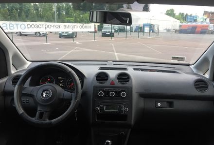 Продам Volkswagen Caddy пасс. 2011 года в Львове