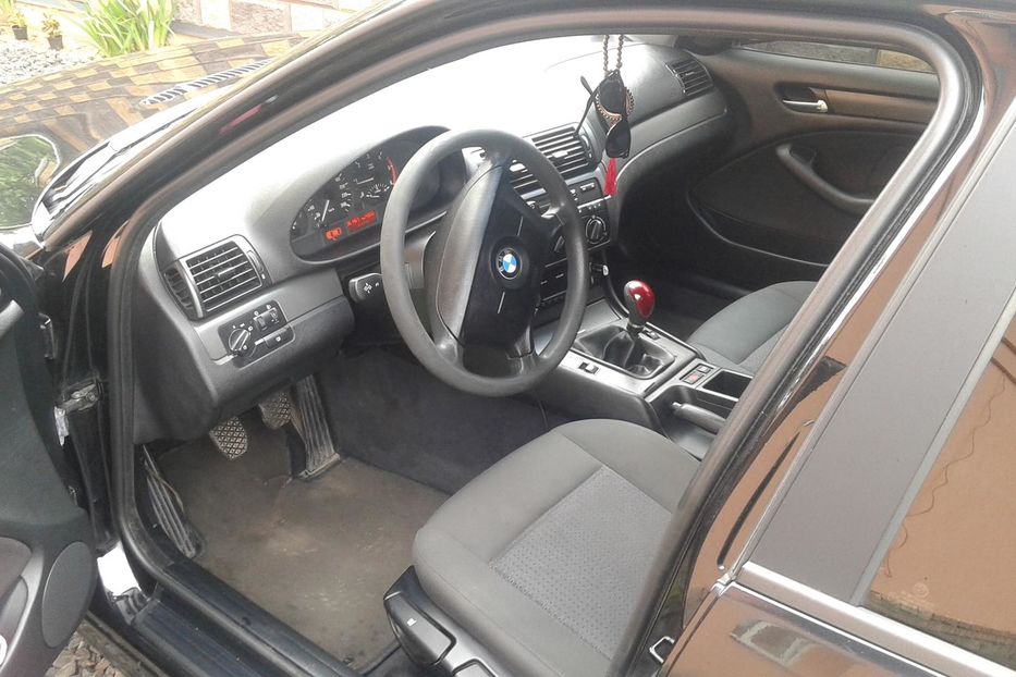 Продам BMW 320 2002 года в Луцке