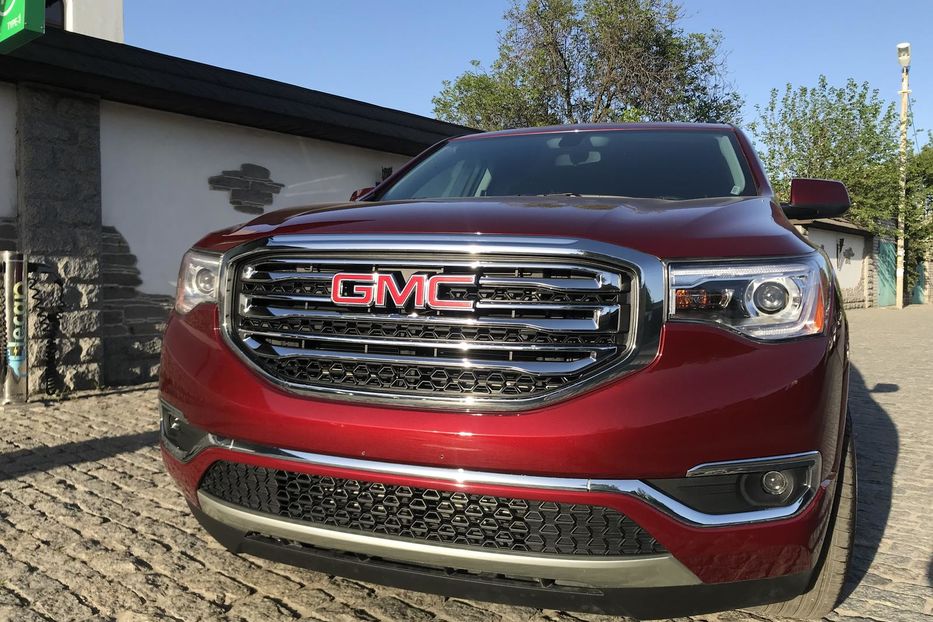 Продам GMC Acadia  GMC Acadia 2017 SLE 2017 года в Днепре