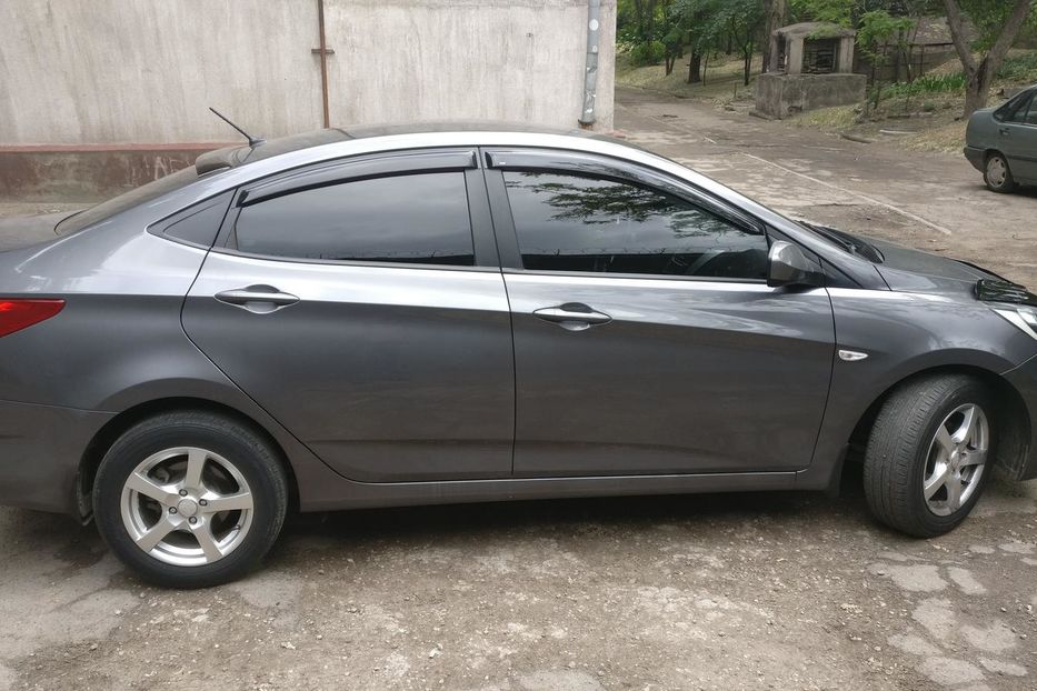 Продам Hyundai Accent  2012 года в Запорожье