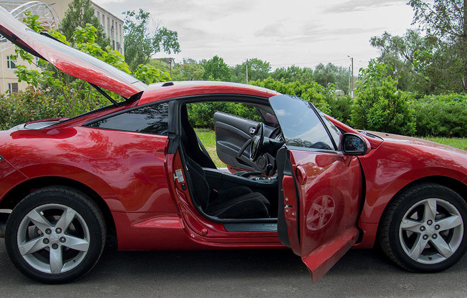 Продам Mitsubishi Eclipse USA 2008 года в Одессе