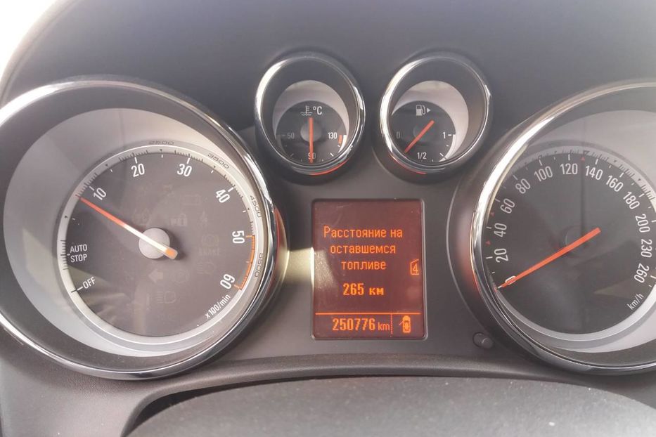 Продам Opel Astra J 2012 года в Сумах