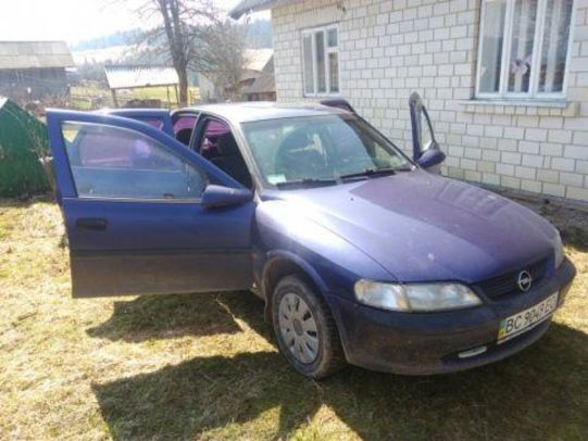 Продам Opel Vectra B 1996 года в Ужгороде