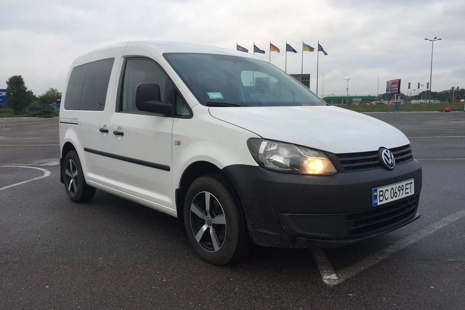 Продам Volkswagen Caddy пасс. 2011 года в Львове