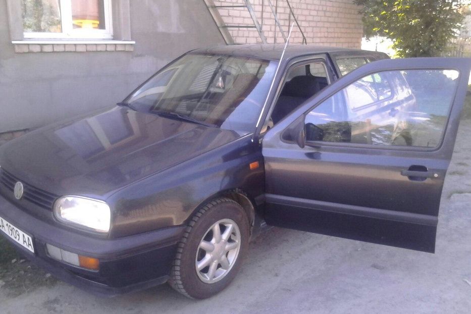 Продам Volkswagen Golf III 1993 года в г. Сарны, Ровенская область