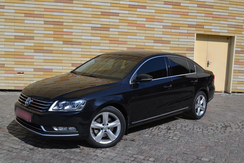 Продам Volkswagen Passat B7 Hi-Line DSG6 мокрая 2011 года в Харькове