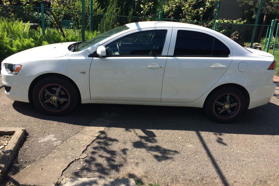 Продам Mitsubishi Lancer X 2011 года в г. Мукачево, Закарпатская область