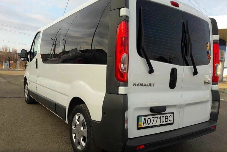 Продам Renault Trafic пасс. 2010 года в г. Смела, Черкасская область