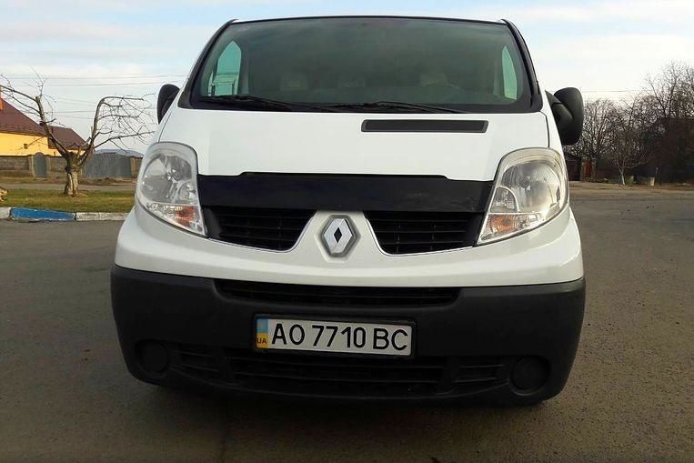 Продам Renault Trafic пасс. 2010 года в г. Смела, Черкасская область