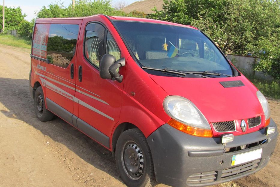 Продам Renault Trafic пасс. 2005 года в г. Устиновка, Кировоградская область