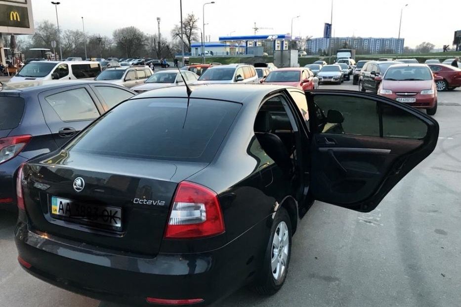 Продам Skoda Octavia A5 Elegans+Navi 2010 года в Киеве