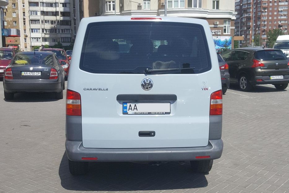 Продам Volkswagen Caravella 2009 года в Киеве