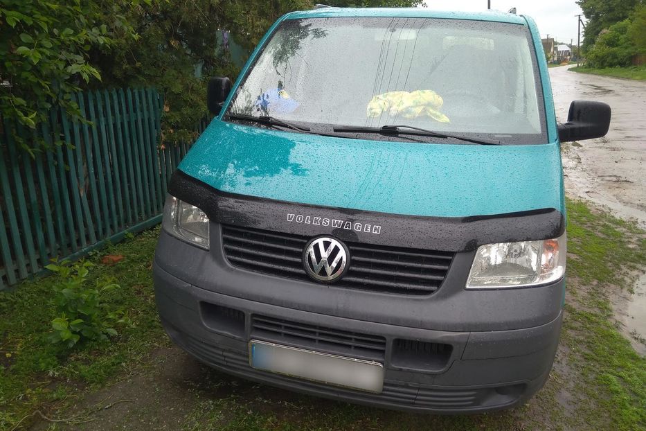 Продам Volkswagen T5 (Transporter) пасс. 2005 года в Сумах