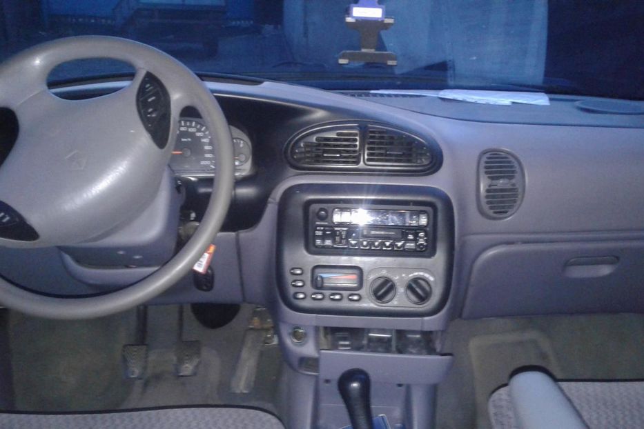 Продам Chrysler Grand Voyager 2000 года в Львове