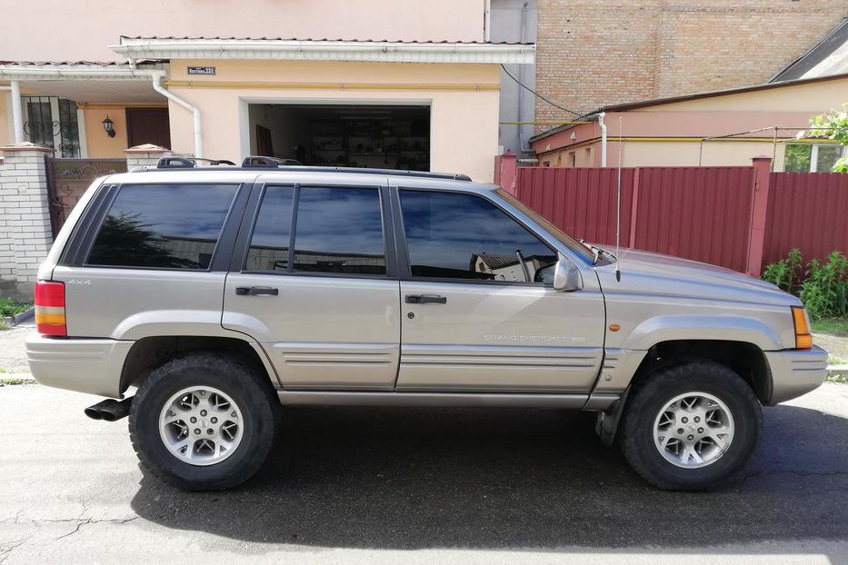 Продам Jeep Grand Cherokee 1997 года в Киеве