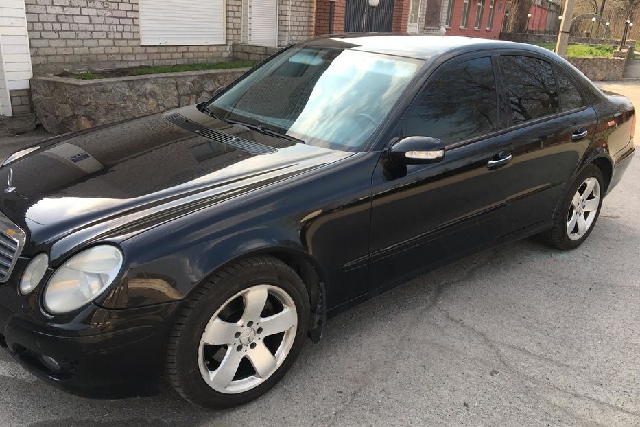 Продам Mercedes-Benz E-Class W211 2005 года в Запорожье