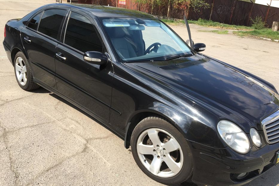 Продам Mercedes-Benz E-Class W211 2005 года в Запорожье