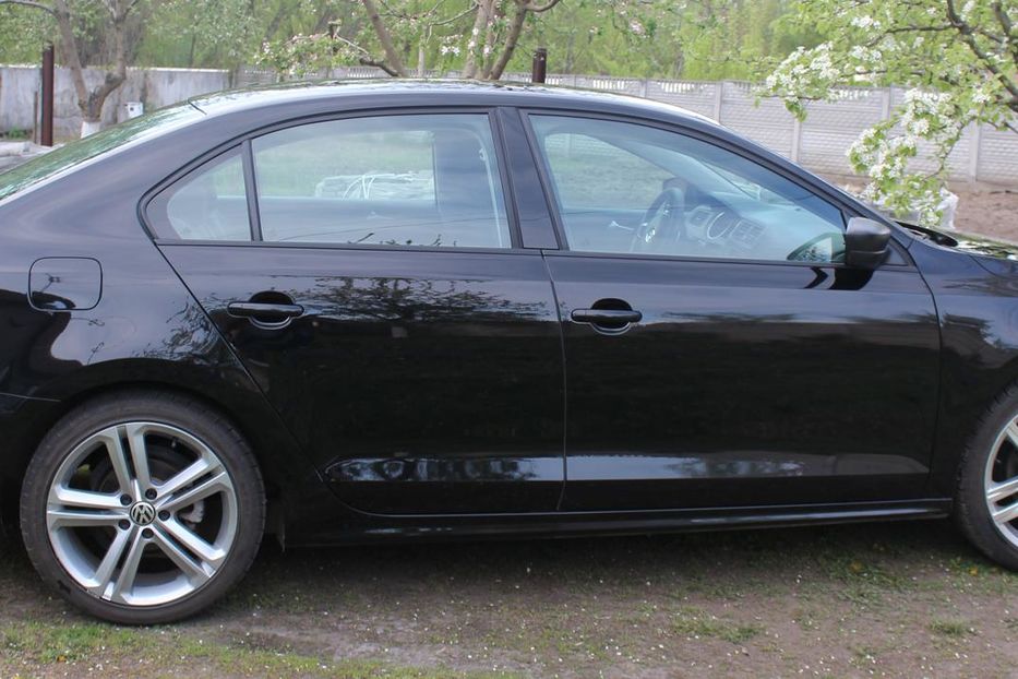 Продам Volkswagen Jetta 2015 года в Виннице