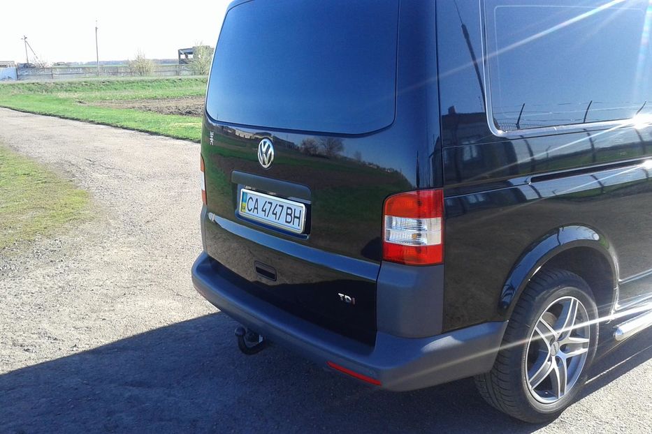 Продам Volkswagen T5 (Transporter) пасс. Длинная база 2013 года в Черкассах