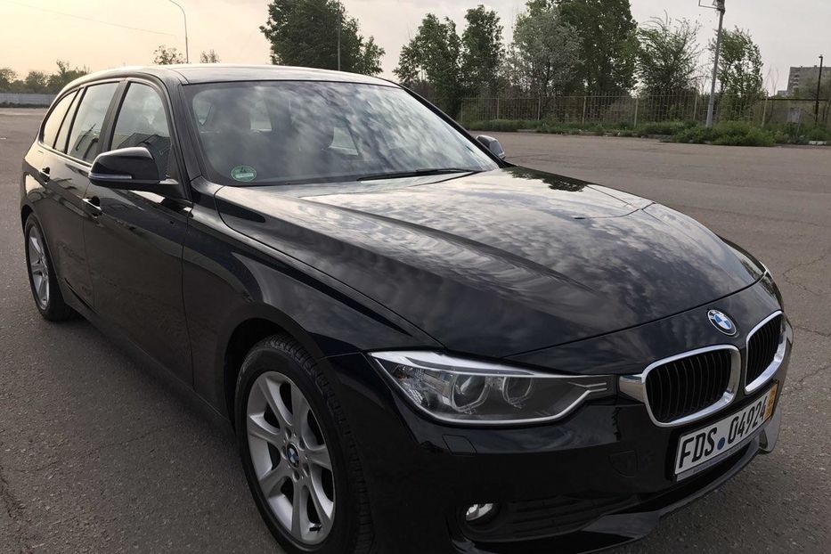 Продам BMW 320 Bi-Xenon 2013 2013 года в г. Кременчуг, Полтавская область